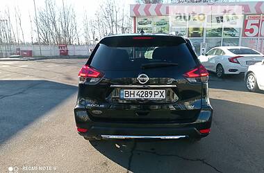Внедорожник / Кроссовер Nissan Rogue 2018 в Одессе