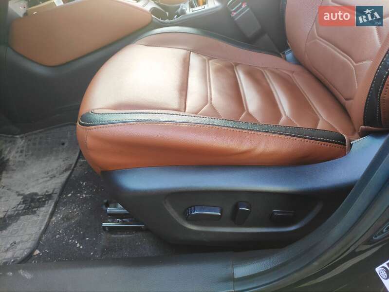 Внедорожник / Кроссовер Nissan Rogue 2019 в Первомайске