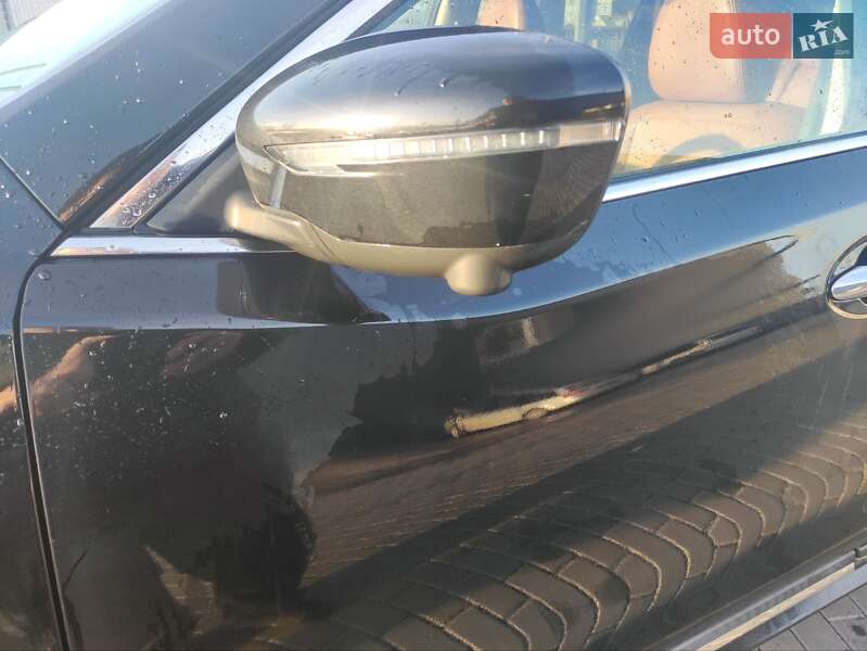 Внедорожник / Кроссовер Nissan Rogue 2019 в Первомайске