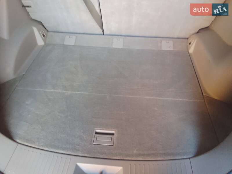 Позашляховик / Кросовер Nissan Rogue 2013 в Рівному