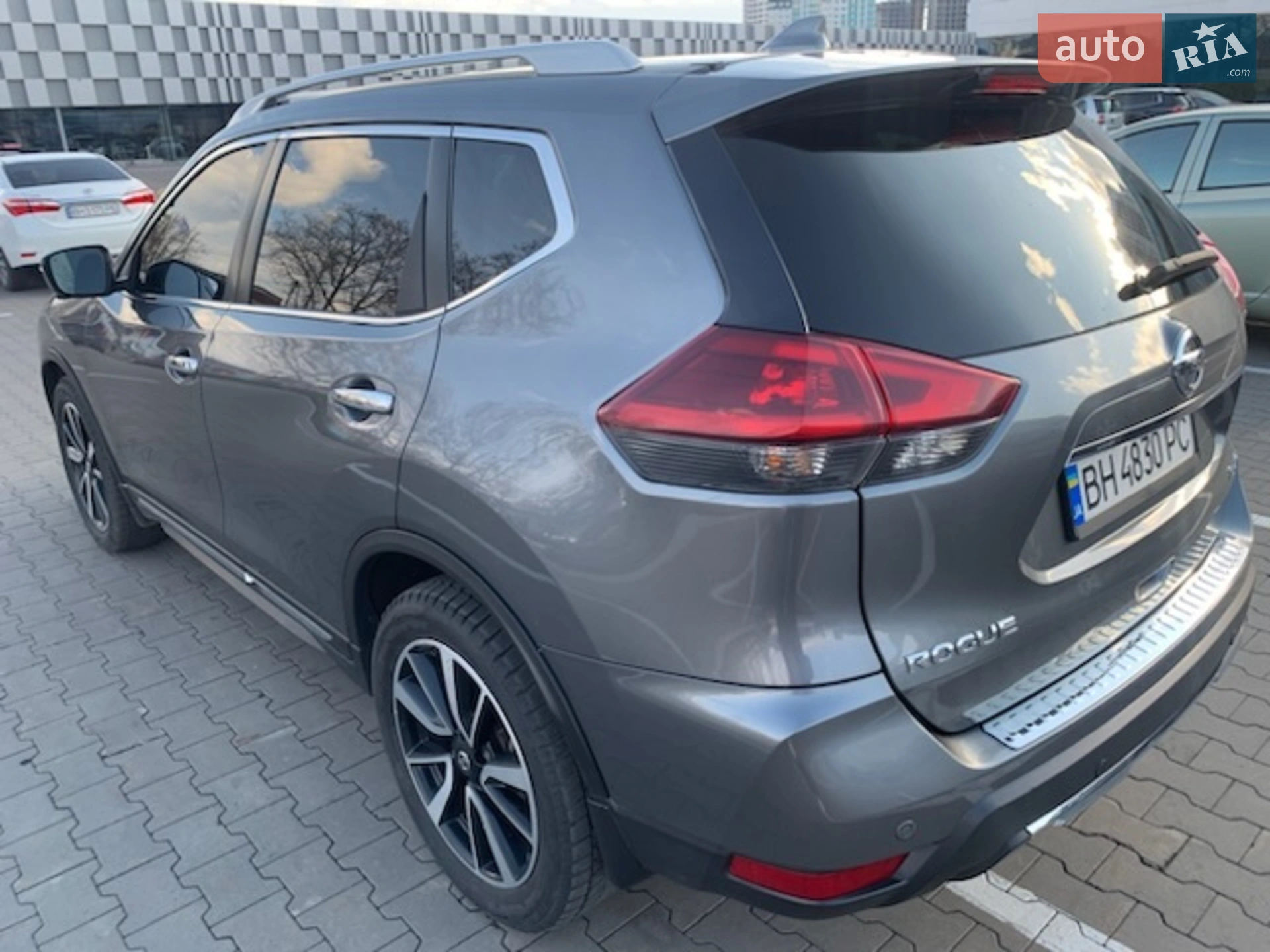 2018 Nissan Rogue - мініатюра 17