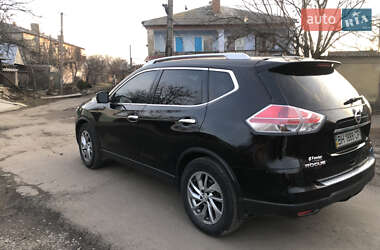 Позашляховик / Кросовер Nissan Rogue 2013 в Окнах