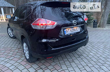 Внедорожник / Кроссовер Nissan Rogue 2015 в 