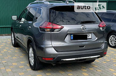 Внедорожник / Кроссовер Nissan Rogue 2019 в 