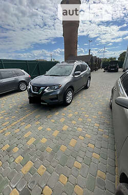 Внедорожник / Кроссовер Nissan Rogue 2019 в 