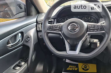Внедорожник / Кроссовер Nissan Rogue 2016 в Львове
