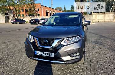 Позашляховик / Кросовер Nissan Rogue 2019 в Чернівцях