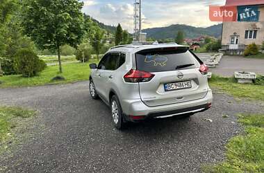 Внедорожник / Кроссовер Nissan Rogue 2016 в Сколе