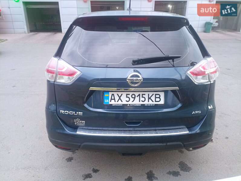 Внедорожник / Кроссовер Nissan Rogue 2015 в Харькове