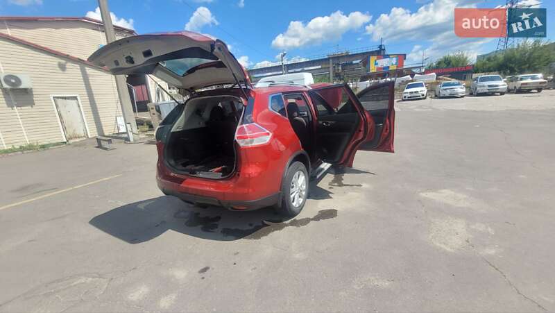 Внедорожник / Кроссовер Nissan Rogue 2016 в Белой Церкви