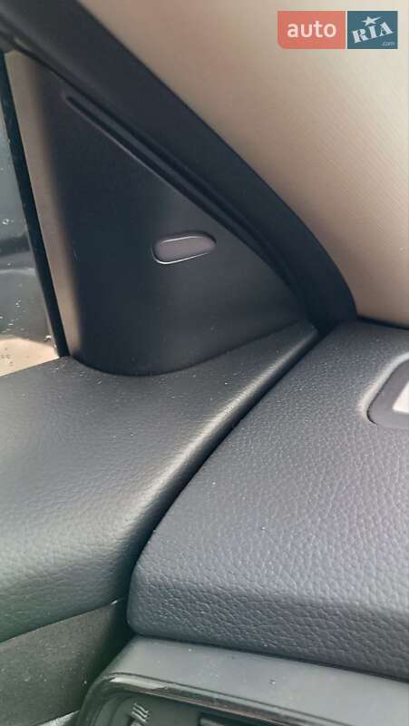 Внедорожник / Кроссовер Nissan Rogue 2018 в Запорожье