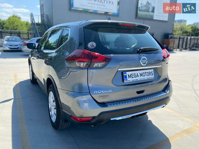Позашляховик / Кросовер Nissan Rogue 2017 в Києві фото 6 Позашляховик / Кросовер Nissan Rogue 2017 в Києві