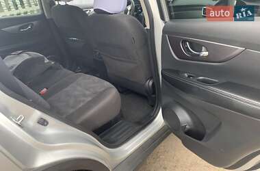 Внедорожник / Кроссовер Nissan Rogue 2015 в Житомире