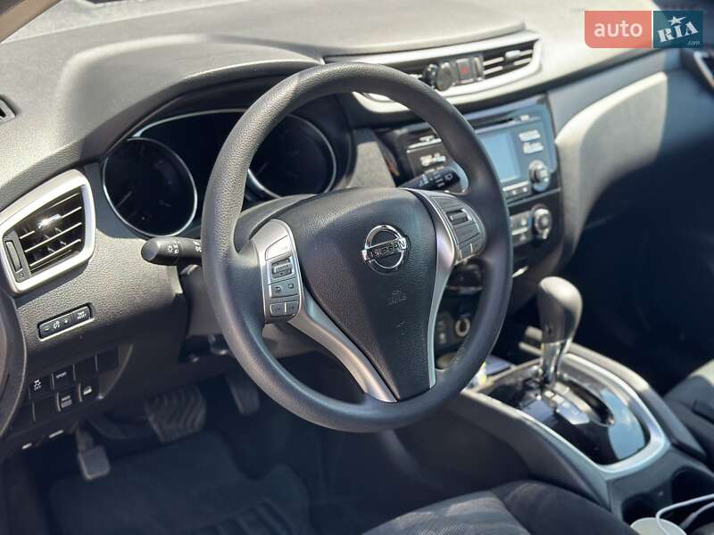Позашляховик / Кросовер Nissan Rogue 2014 в Борисполі