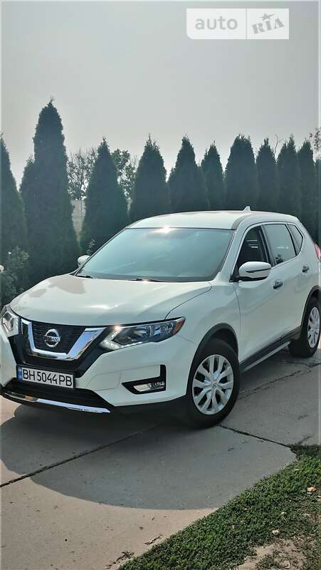 Позашляховик / Кросовер Nissan Rogue 2017 в Одесі