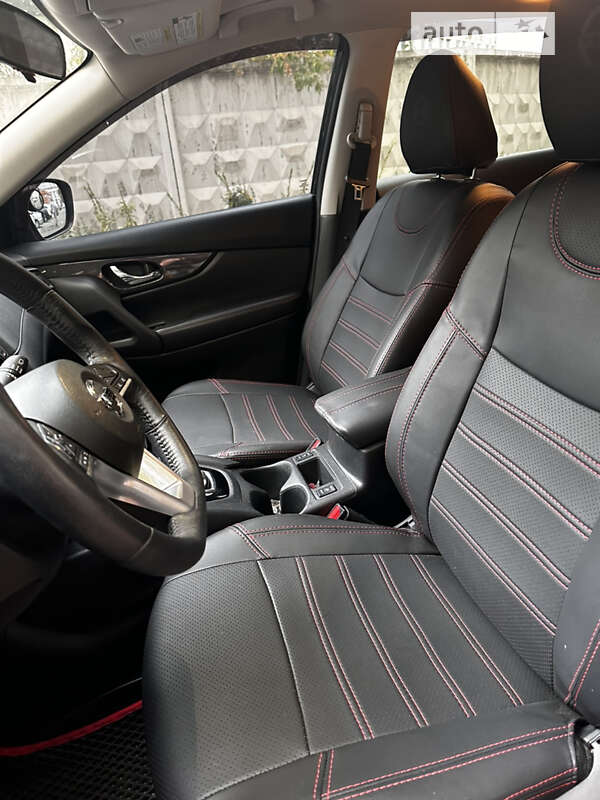 Внедорожник / Кроссовер Nissan Rogue 2018 в Киеве