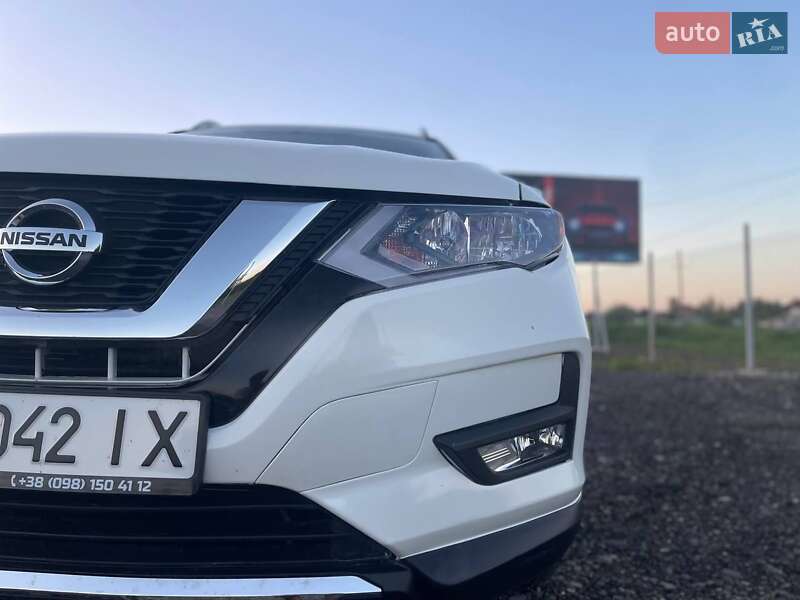 Позашляховик / Кросовер Nissan Rogue 2014 в Могилів-Подільському