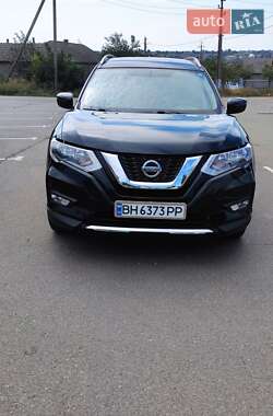 Позашляховик / Кросовер Nissan Rogue 2018 в Ізмаїлі