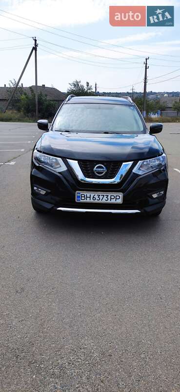 Внедорожник / Кроссовер Nissan Rogue 2018 в Измаиле