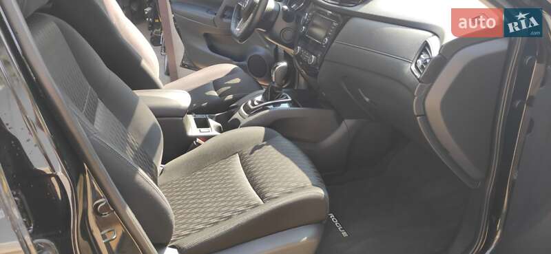 Внедорожник / Кроссовер Nissan Rogue 2018 в Измаиле
