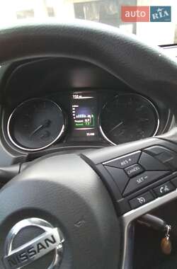 Внедорожник / Кроссовер Nissan Rogue 2016 в 