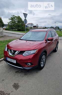 Позашляховик / Кросовер Nissan Rogue 2015 в Львові