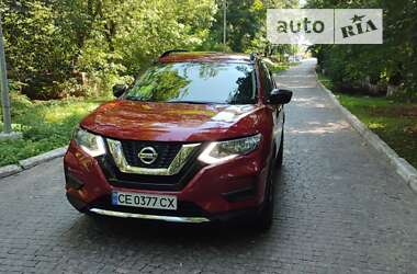 Внедорожник / Кроссовер Nissan Rogue 2017 в Черновцах