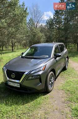Позашляховик / Кросовер Nissan Rogue 2020 в 