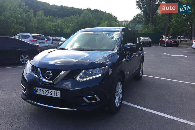 Внедорожник / Кроссовер Nissan Rogue 2015 в Ивано-Франковске