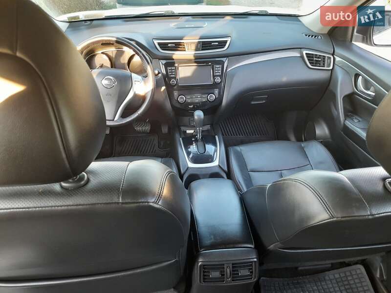 Внедорожник / Кроссовер Nissan Rogue 2013 в Виннице