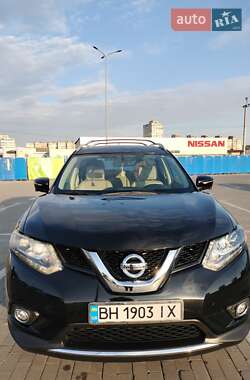 Внедорожник / Кроссовер Nissan Rogue 2015 в 