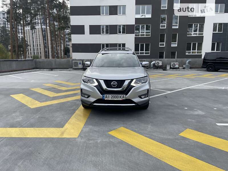 Внедорожник / Кроссовер Nissan Rogue 2018 в Киеве