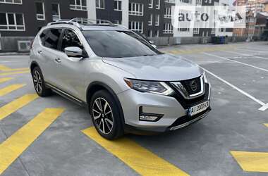 Внедорожник / Кроссовер Nissan Rogue 2018 в Киеве