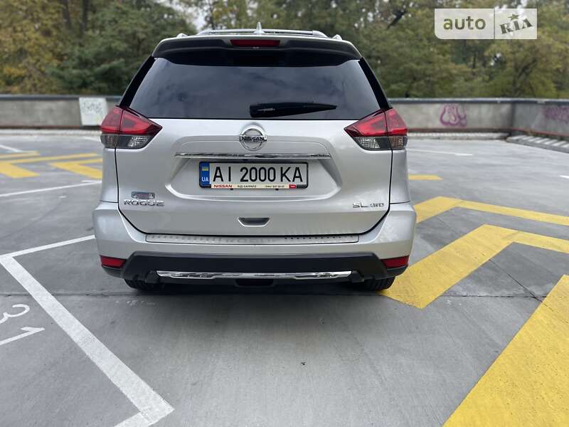 Внедорожник / Кроссовер Nissan Rogue 2018 в Киеве
