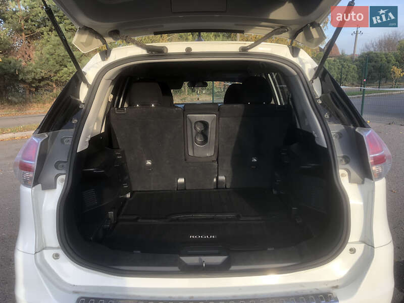 Позашляховик / Кросовер Nissan Rogue 2016 в Чернівцях фото 7 Позашляховик / Кросовер Nissan Rogue 2016 в Чернівцях