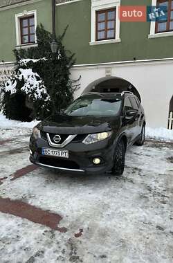 Внедорожник / Кроссовер Nissan Rogue 2014 в Жовкве