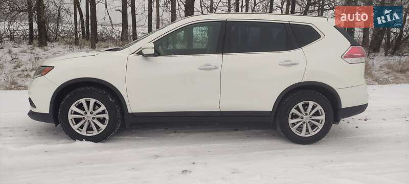 Внедорожник / Кроссовер Nissan Rogue 2015 в Харькове