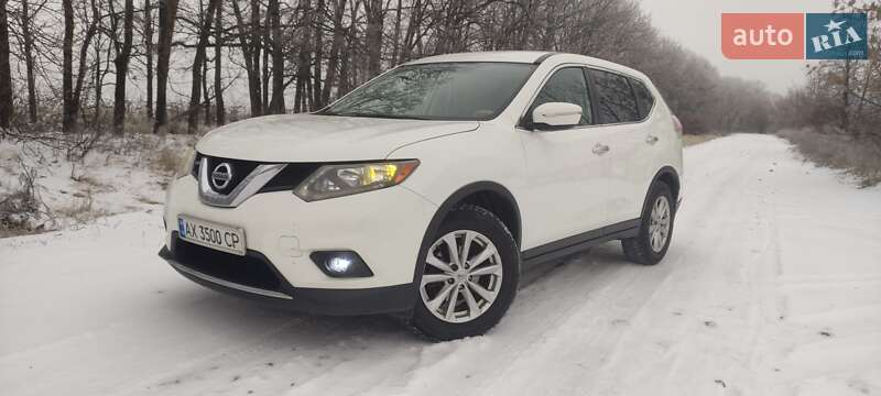 Внедорожник / Кроссовер Nissan Rogue 2015 в Харькове