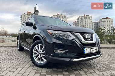 Внедорожник / Кроссовер Nissan Rogue 2018 в Ивано-Франковске