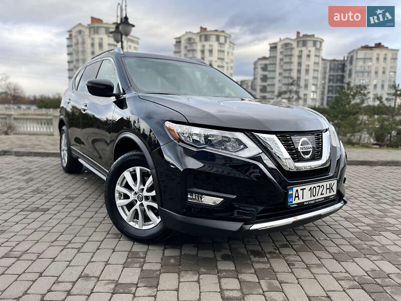 Позашляховик / Кросовер Nissan Rogue 2018 в Івано-Франківську