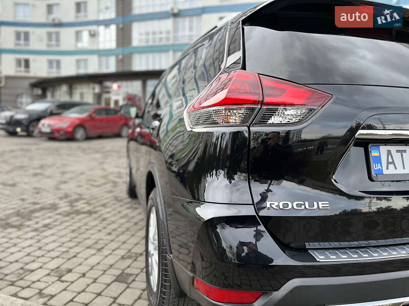 Позашляховик / Кросовер Nissan Rogue 2018 в Івано-Франківську