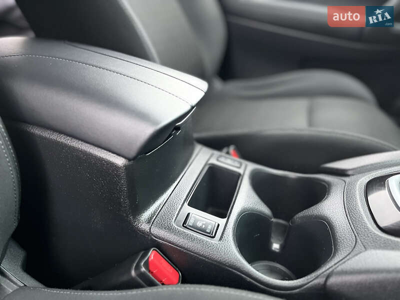 Позашляховик / Кросовер Nissan Rogue 2018 в Івано-Франківську