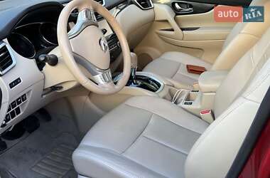 Внедорожник / Кроссовер Nissan Rogue 2014 в 