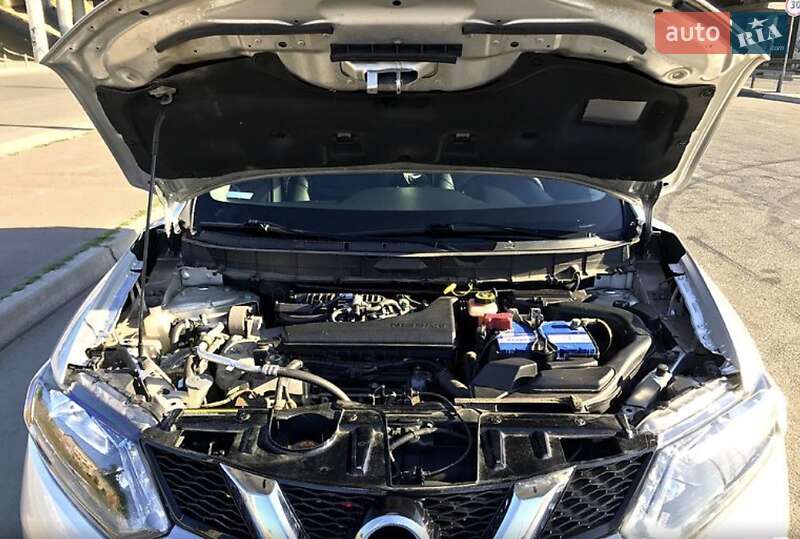 Позашляховик / Кросовер Nissan Rogue 2015 в Черкасах