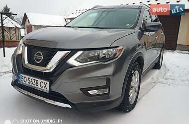 Позашляховик / Кросовер Nissan Rogue 2017 в Тернополі