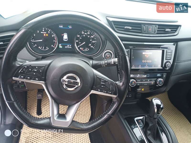 Позашляховик / Кросовер Nissan Rogue 2017 в Тернополі