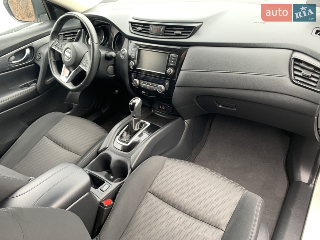 2019 Nissan Rogue - мініатюра 33
