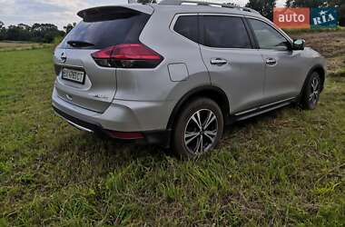 Внедорожник / Кроссовер Nissan Rogue 2017 в 