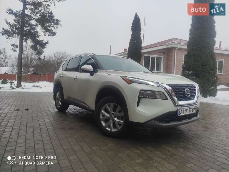 Позашляховик / Кросовер Nissan Rogue 2021 в Києві