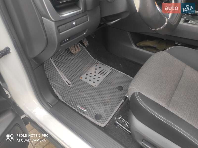 Позашляховик / Кросовер Nissan Rogue 2021 в Києві